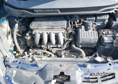 2010 Honda Fit Sport z USA, uszkodzony, nr VIN JHMGE8H48AS021818